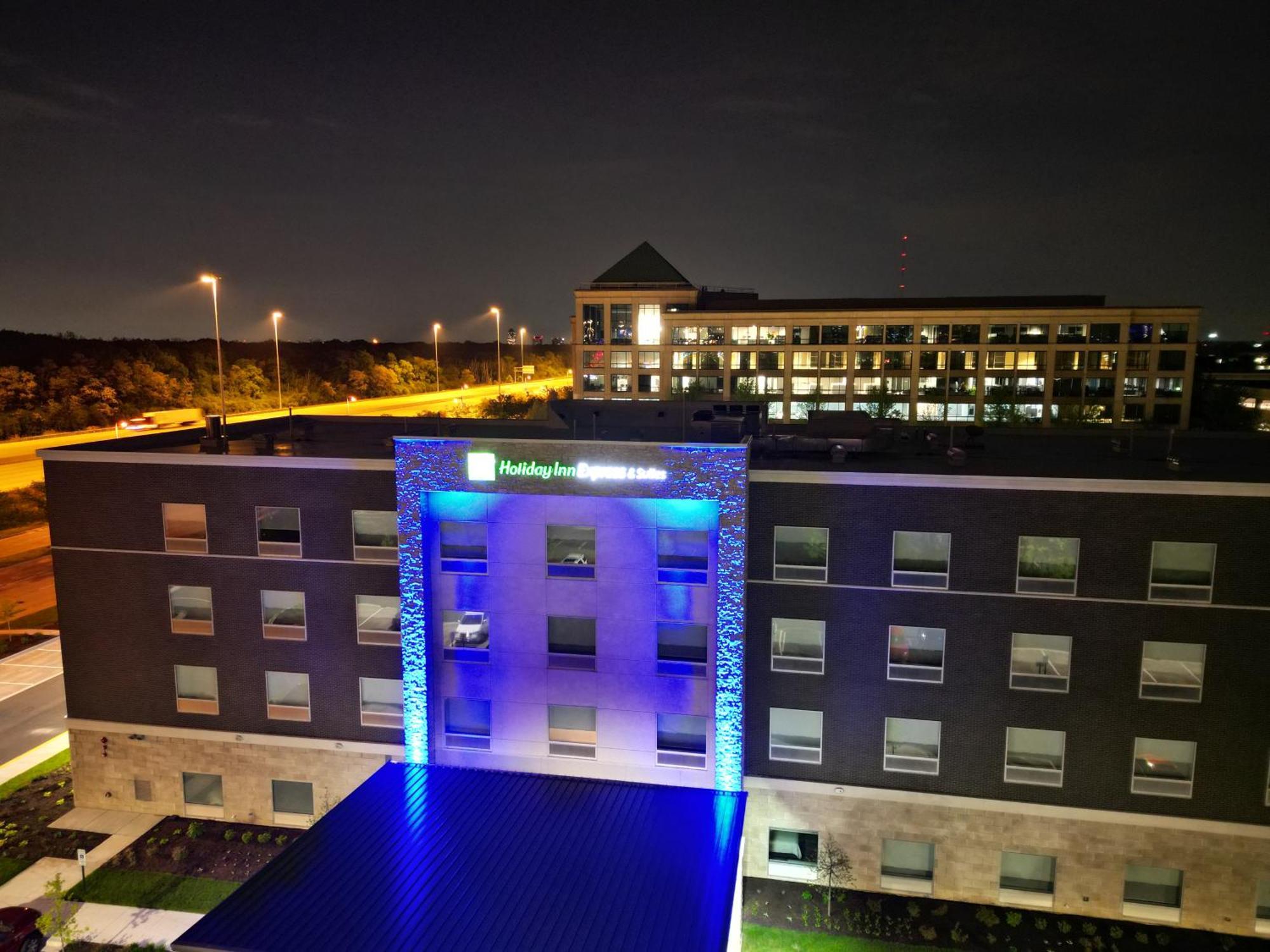 Holiday Inn Express & Suites Chicago Schaumburg By Ihg Luaran gambar