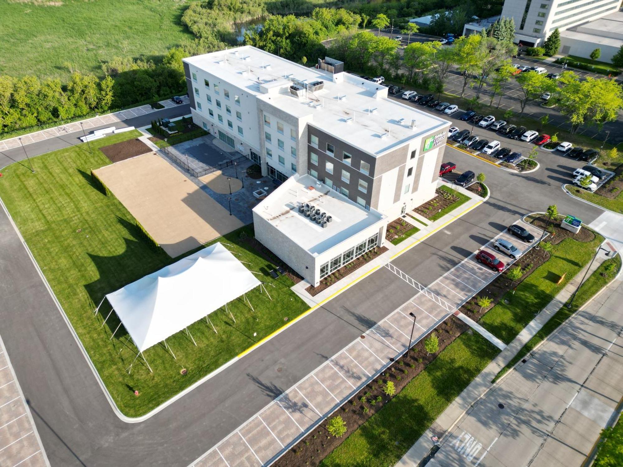 Holiday Inn Express & Suites Chicago Schaumburg By Ihg Luaran gambar