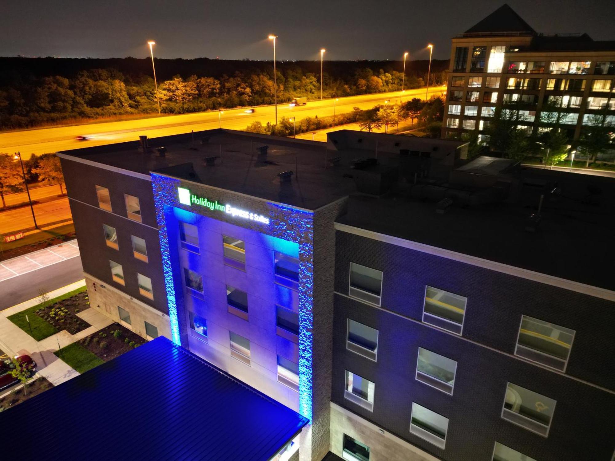 Holiday Inn Express & Suites Chicago Schaumburg By Ihg Luaran gambar