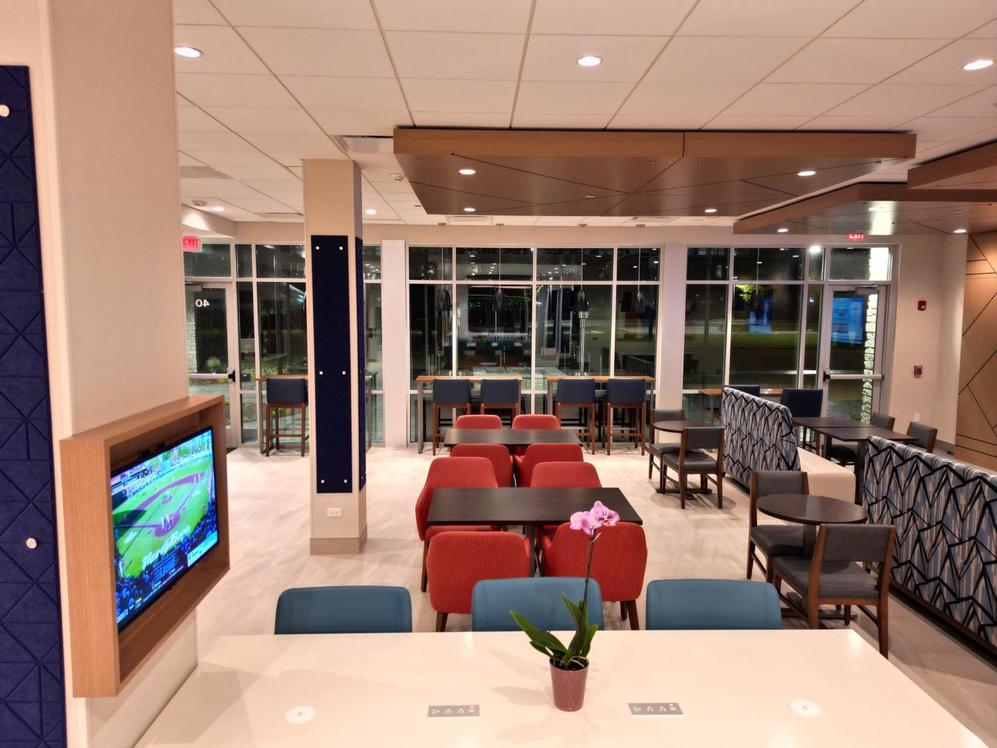 Holiday Inn Express & Suites Chicago Schaumburg By Ihg Luaran gambar