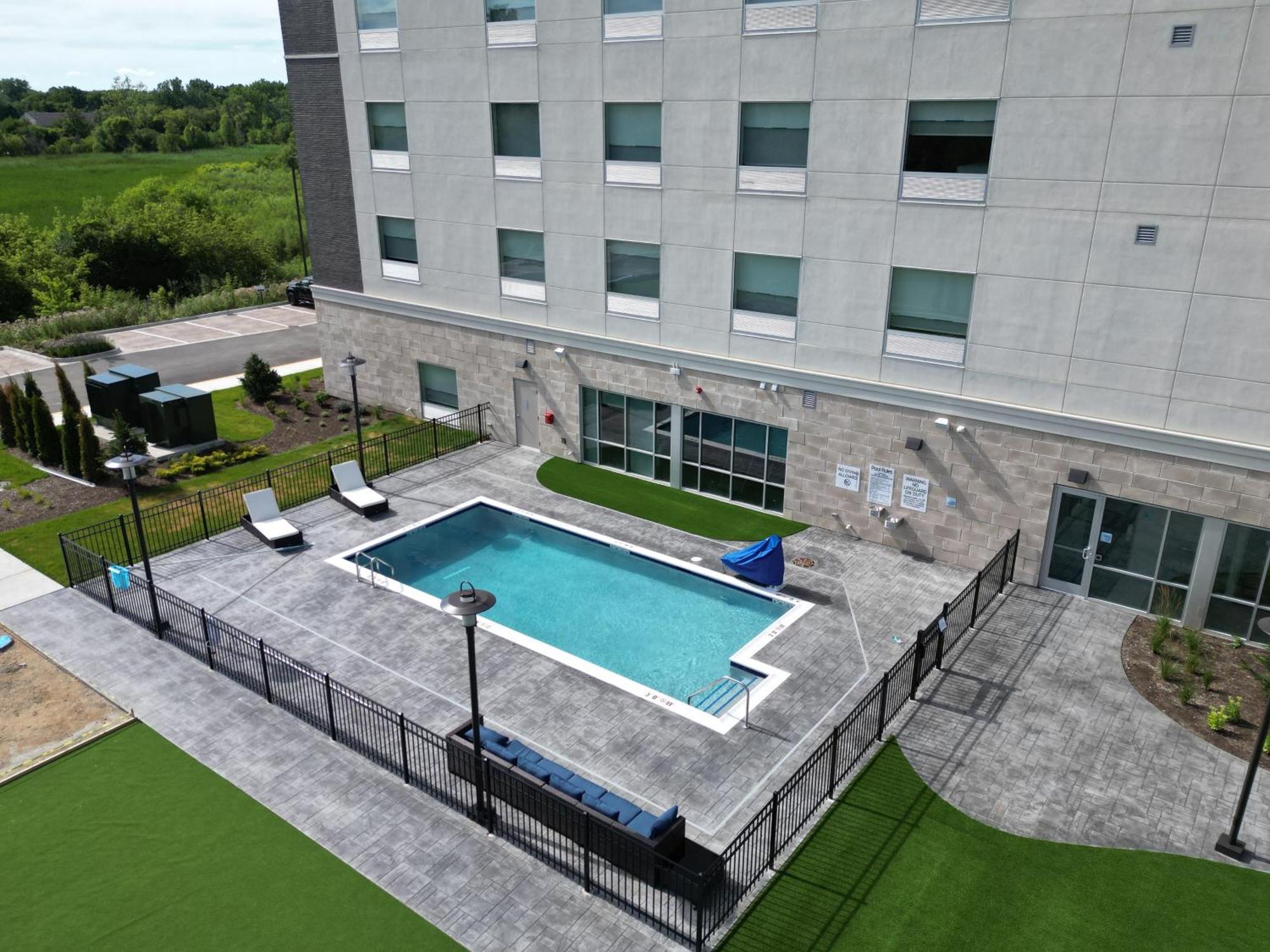 Holiday Inn Express & Suites Chicago Schaumburg By Ihg Luaran gambar