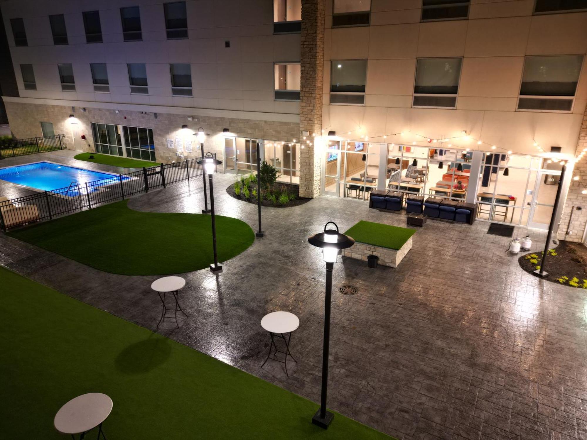 Holiday Inn Express & Suites Chicago Schaumburg By Ihg Luaran gambar