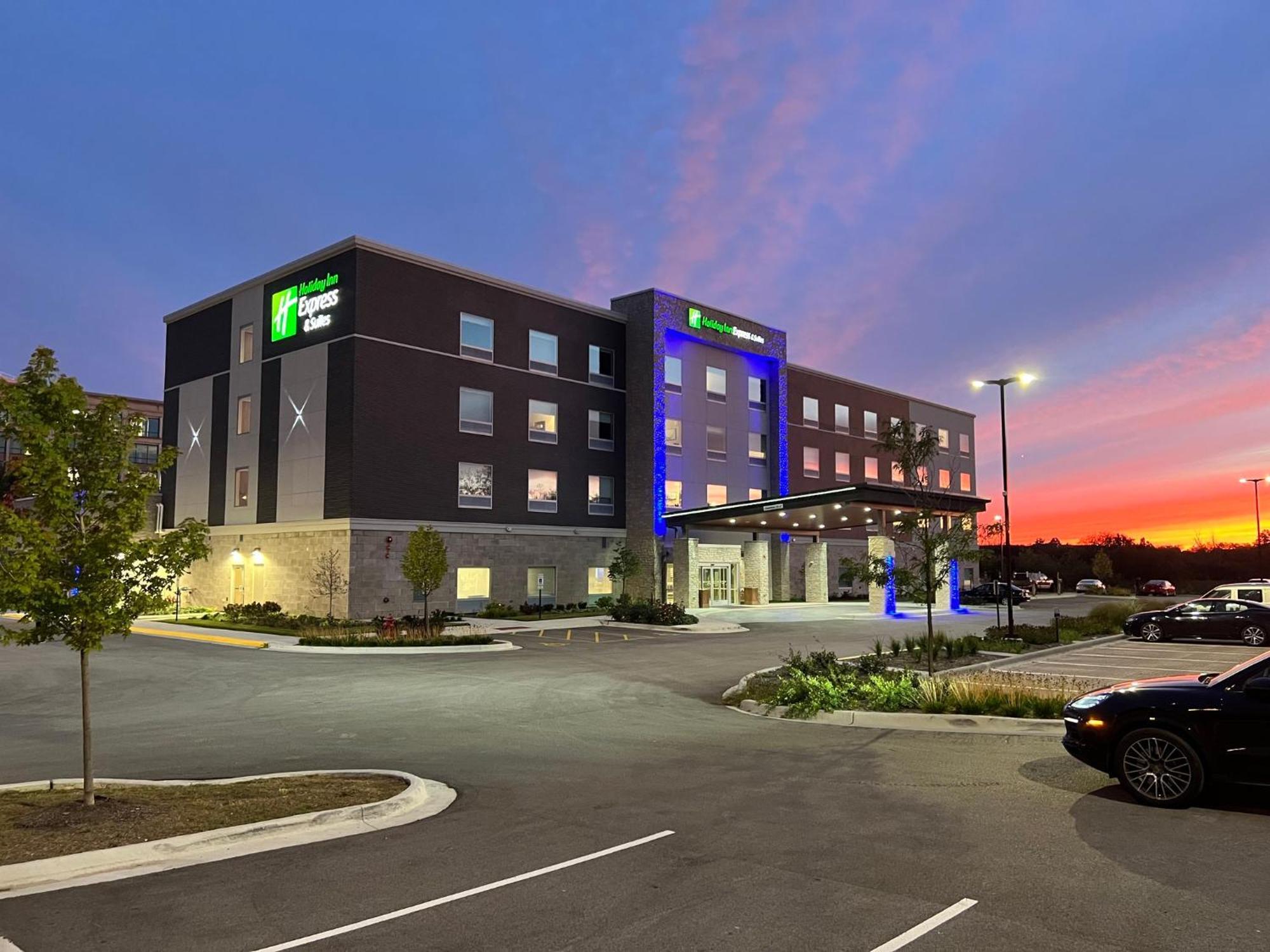 Holiday Inn Express & Suites Chicago Schaumburg By Ihg Luaran gambar